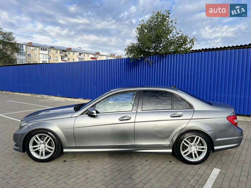 Седан Mercedes-Benz C-Class 2011 в Івано-Франківську фото 4 Седан Mercedes-Benz C-Class 2011 в Івано-Франківську