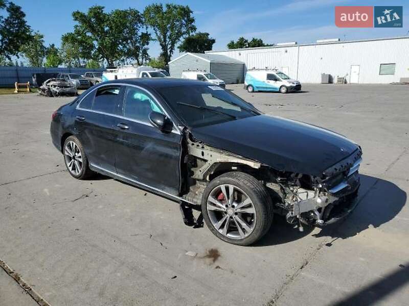 Седан Mercedes-Benz C-Class 2021 в Києві