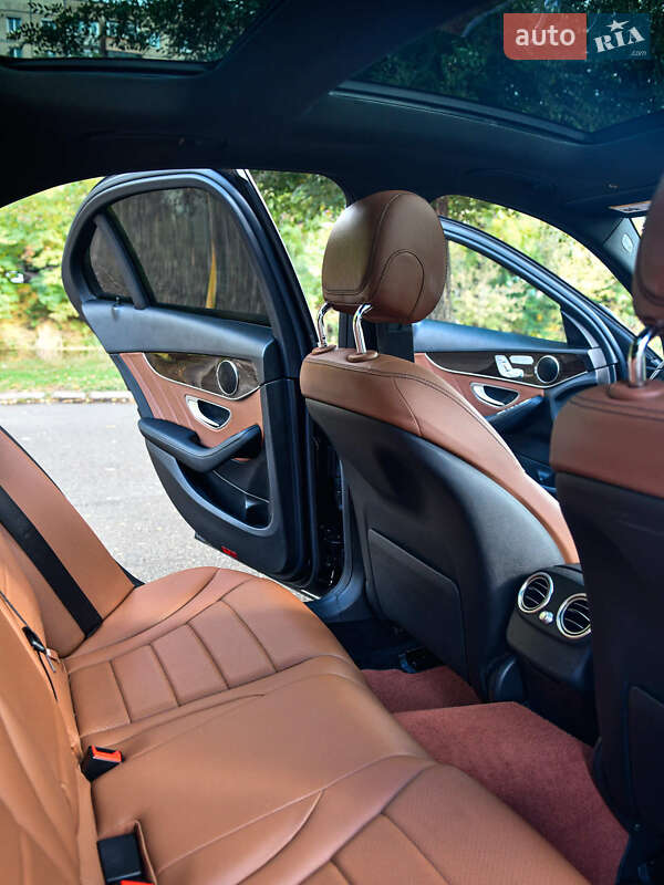 Седан Mercedes-Benz C-Class 2019 в Кривому Розі фото 45 Седан Mercedes-Benz C-Class 2019 в Кривому Розі