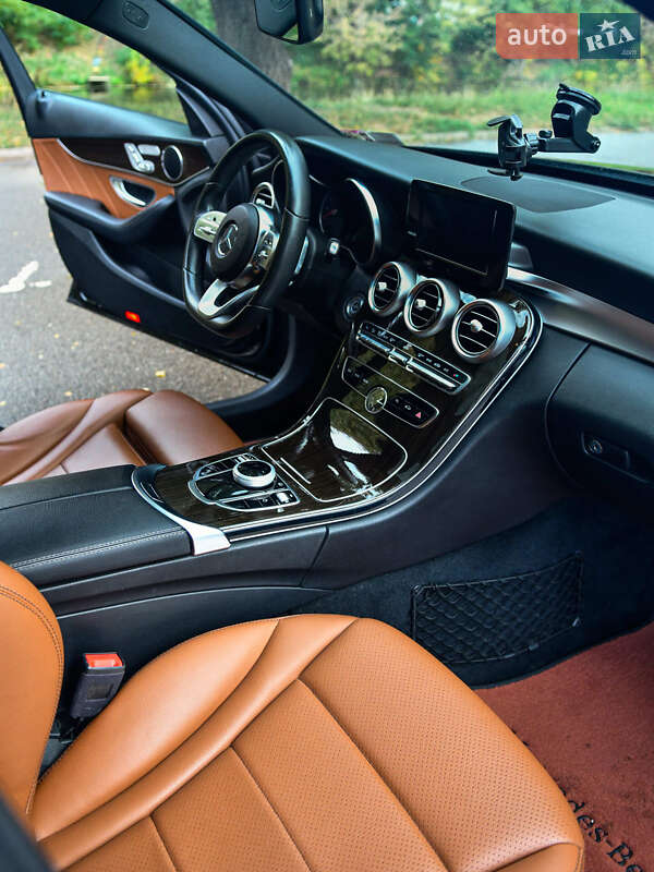 Седан Mercedes-Benz C-Class 2019 в Кривому Розі фото 49 Седан Mercedes-Benz C-Class 2019 в Кривому Розі