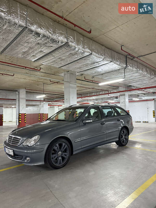 Універсал Mercedes-Benz C-Class 2004 в Ізмаїлі фото 2 Універсал Mercedes-Benz C-Class 2004 в Ізмаїлі