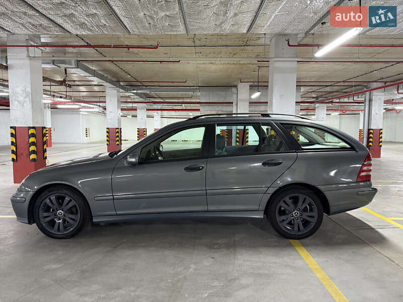 Універсал Mercedes-Benz C-Class 2004 в Ізмаїлі фото 6 Універсал Mercedes-Benz C-Class 2004 в Ізмаїлі