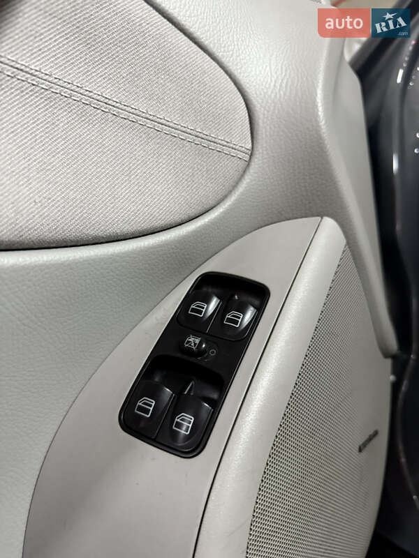 Універсал Mercedes-Benz C-Class 2004 в Ізмаїлі фото 17 Універсал Mercedes-Benz C-Class 2004 в Ізмаїлі