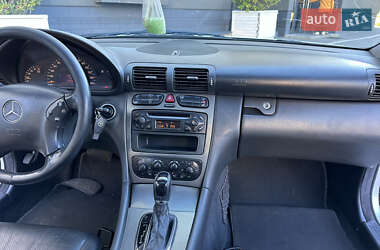 Универсал Mercedes-Benz C-Class 2003 в Львове