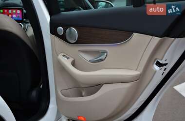 Седан Mercedes-Benz C-Class 2019 в 