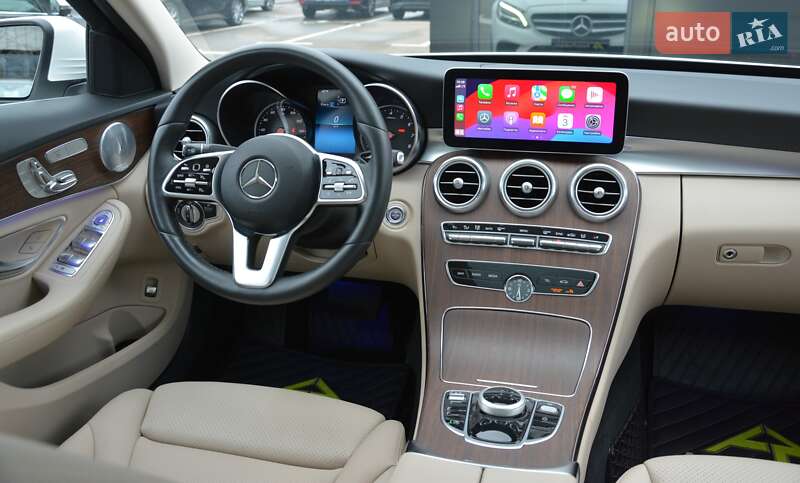 Седан Mercedes-Benz C-Class 2019 в Киеве