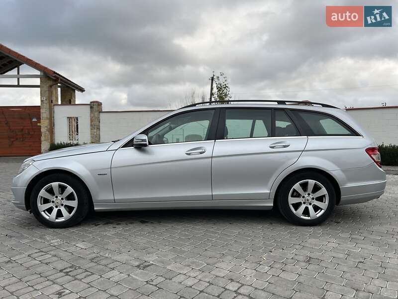 Универсал Mercedes-Benz C-Class 2011 в Виннице