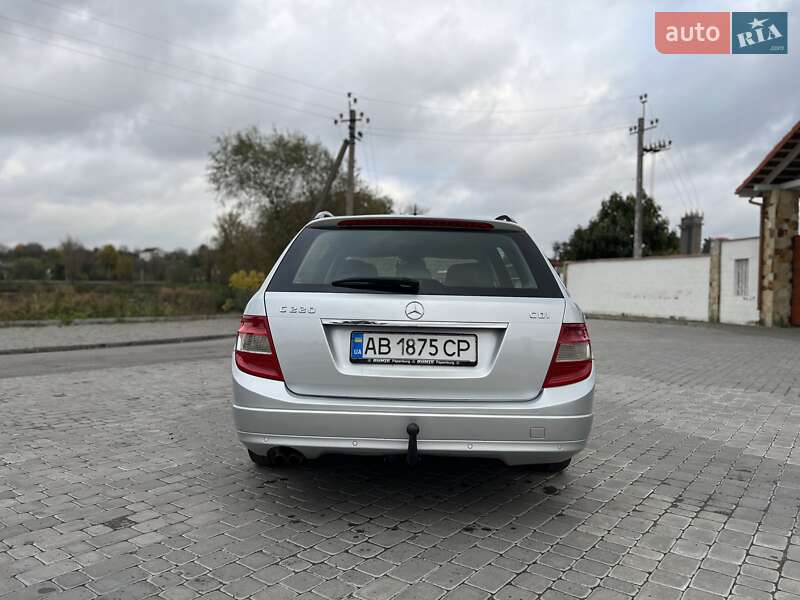 Универсал Mercedes-Benz C-Class 2011 в Виннице