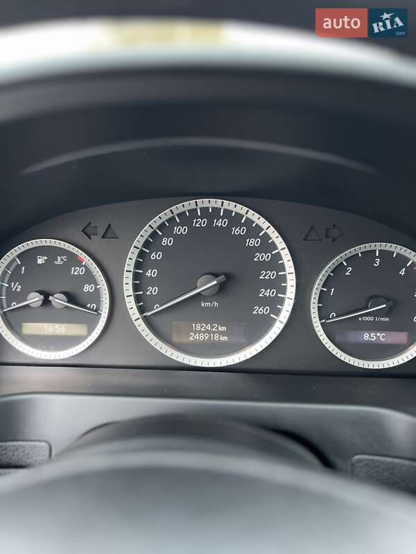 Универсал Mercedes-Benz C-Class 2011 в Виннице