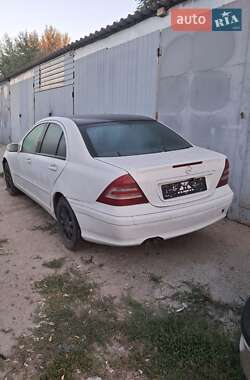 Седан Mercedes-Benz C-Class 2001 в 