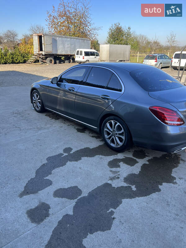 Седан Mercedes-Benz C-Class 2017 в Косове фото 8 Седан Mercedes-Benz C-Class 2017 в Косове