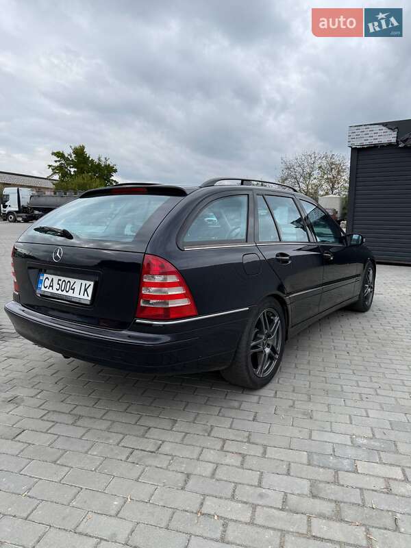 Универсал Mercedes-Benz C-Class 2004 в Черкассах
