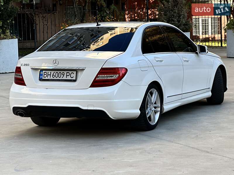 Седан Mercedes-Benz C-Class 2012 в Одесі