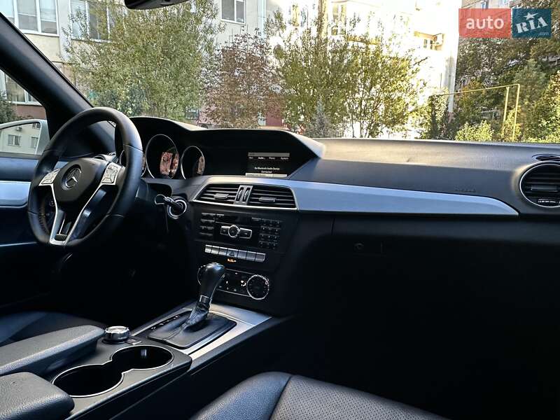 Седан Mercedes-Benz C-Class 2012 в Одесі