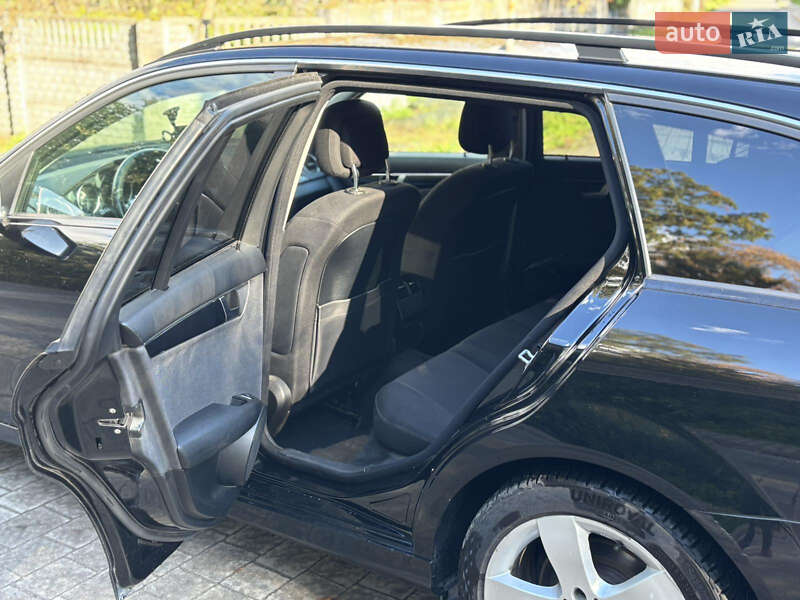 Універсал Mercedes-Benz C-Class 2013 в Львові