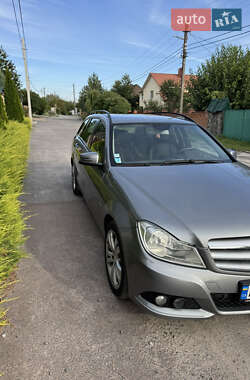 Универсал Mercedes-Benz C-Class 2011 в 