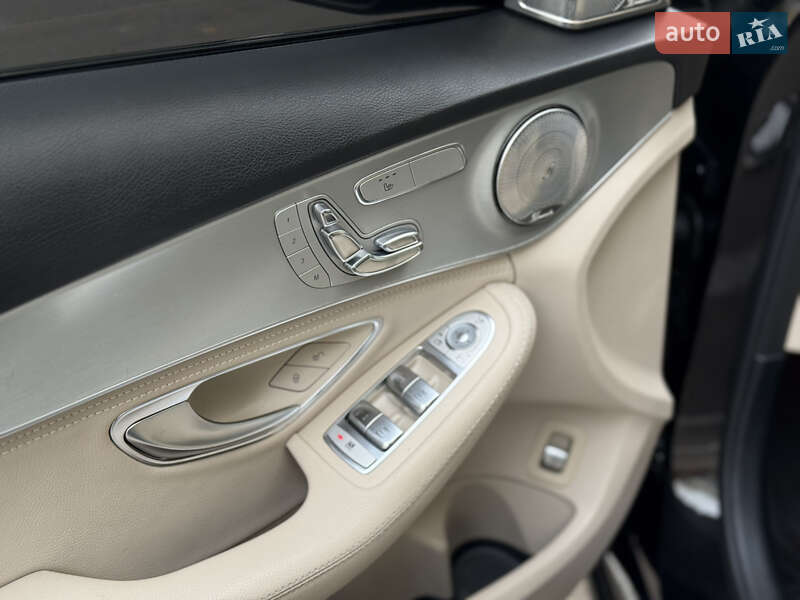 Седан Mercedes-Benz C-Class 2016 в Киеве фото 15 Седан Mercedes-Benz C-Class 2016 в Киеве