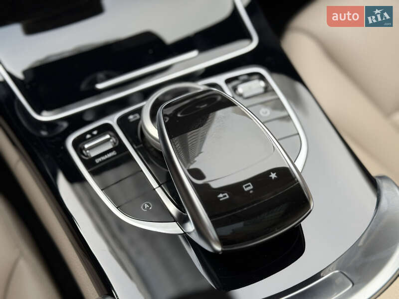 Седан Mercedes-Benz C-Class 2016 в Киеве фото 21 Седан Mercedes-Benz C-Class 2016 в Киеве