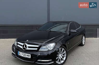 Купе Mercedes-Benz C-Class 2011 в Львові