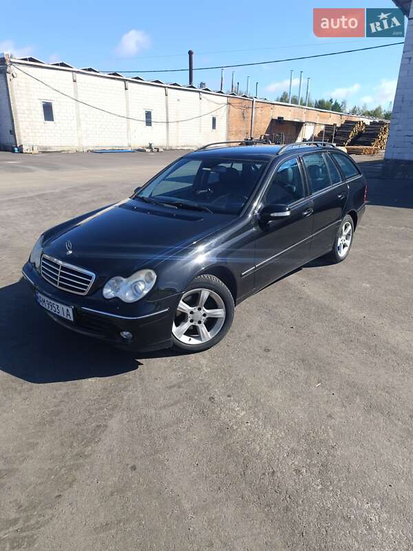 Mercedes-Benz C-Class 2006