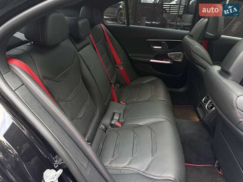 Седан Mercedes-Benz C-Class 2023 в Киеве