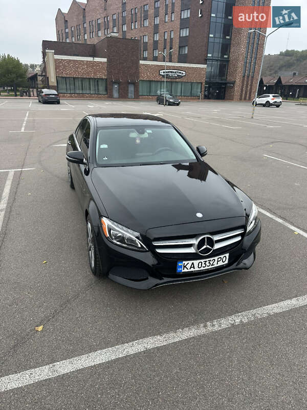 Седан Mercedes-Benz C-Class 2016 в Києві фото 4 Седан Mercedes-Benz C-Class 2016 в Києві
