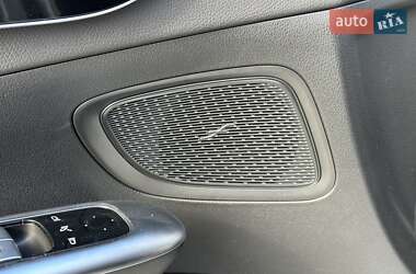 Универсал Mercedes-Benz C-Class 2023 в 