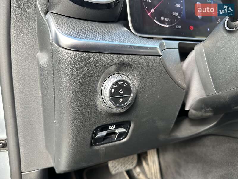 Универсал Mercedes-Benz C-Class 2023 в Киеве фото 23 Универсал Mercedes-Benz C-Class 2023 в Киеве