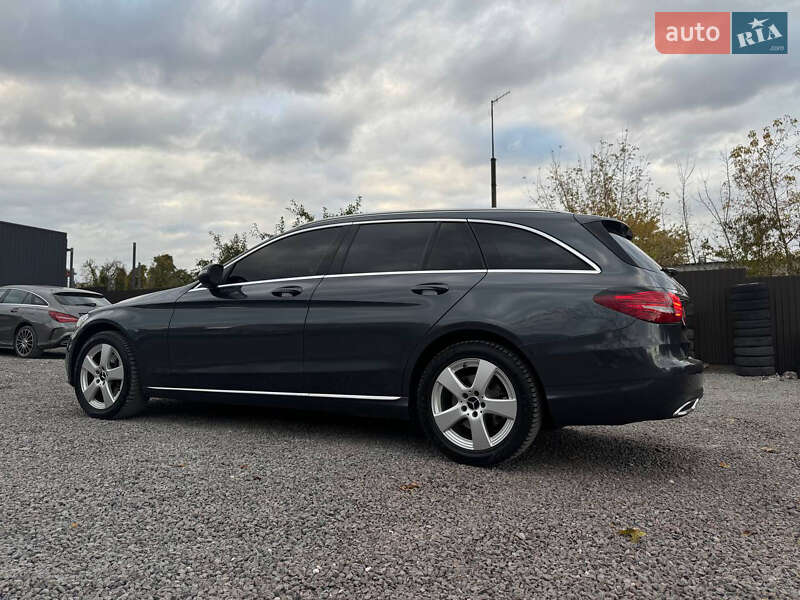 Универсал Mercedes-Benz C-Class 2015 в Кременце