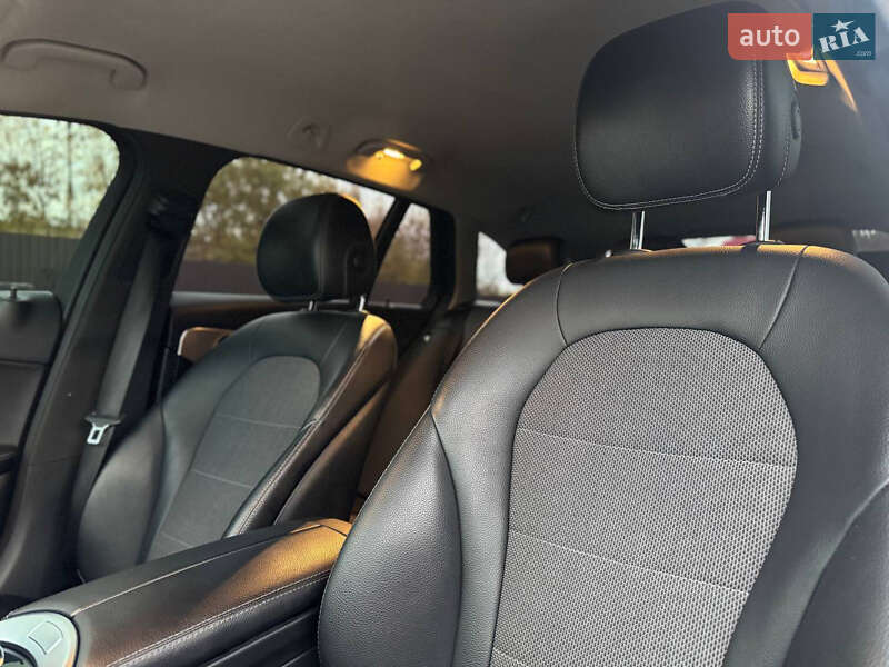 Универсал Mercedes-Benz C-Class 2015 в Кременце