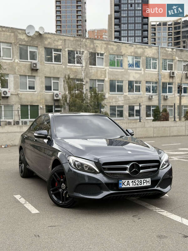 Седан Mercedes-Benz C-Class 2015 в Киеве фото 15 Седан Mercedes-Benz C-Class 2015 в Киеве