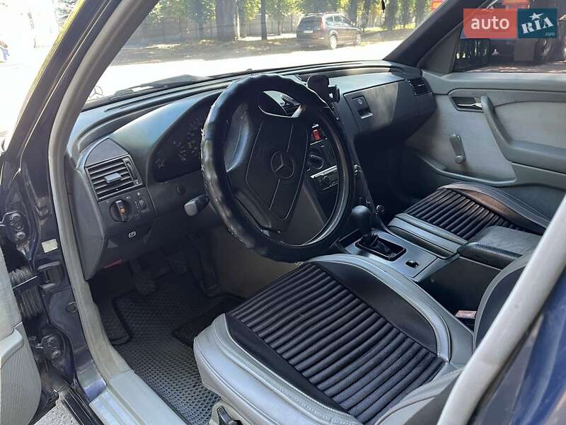 Седан Mercedes-Benz C-Class 1994 в Кам'янському фото 20 Седан Mercedes-Benz C-Class 1994 в Кам'янському