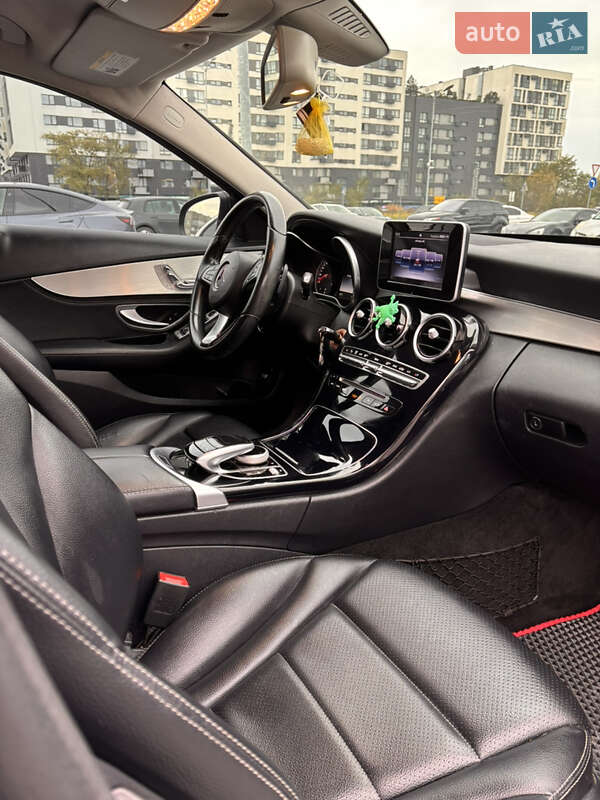 Седан Mercedes-Benz C-Class 2015 в Львове фото 24 Седан Mercedes-Benz C-Class 2015 в Львове