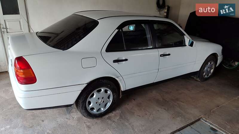 Седан Mercedes-Benz C-Class 1995 в Тернополе фото 2 Седан Mercedes-Benz C-Class 1995 в Тернополе