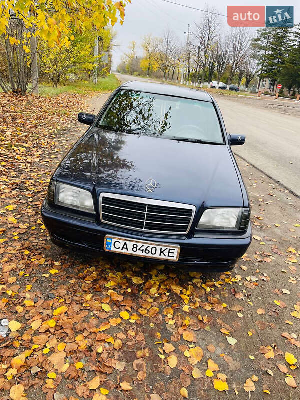 Седан Mercedes-Benz C-Class 1995 в Малій Висці фото 2 Седан Mercedes-Benz C-Class 1995 в Малій Висці