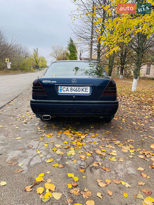 Седан Mercedes-Benz C-Class 1995 в Малій Висці фото 7 Седан Mercedes-Benz C-Class 1995 в Малій Висці