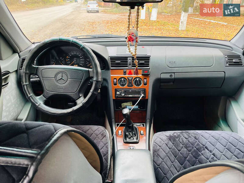 Седан Mercedes-Benz C-Class 1995 в Малій Висці фото 13 Седан Mercedes-Benz C-Class 1995 в Малій Висці