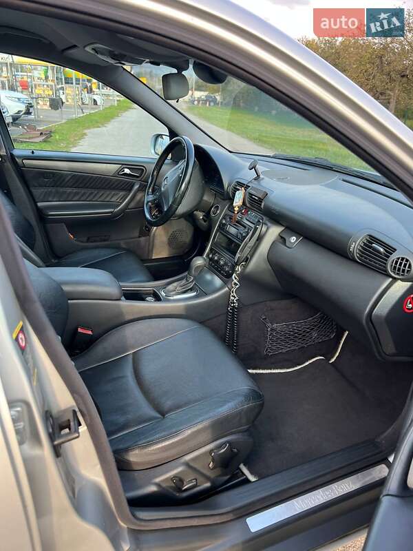 Седан Mercedes-Benz C-Class 2003 в Киеве фото 7 Седан Mercedes-Benz C-Class 2003 в Киеве