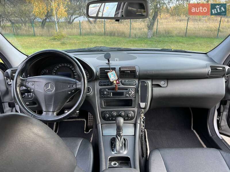 Седан Mercedes-Benz C-Class 2003 в Киеве фото 6 Седан Mercedes-Benz C-Class 2003 в Киеве