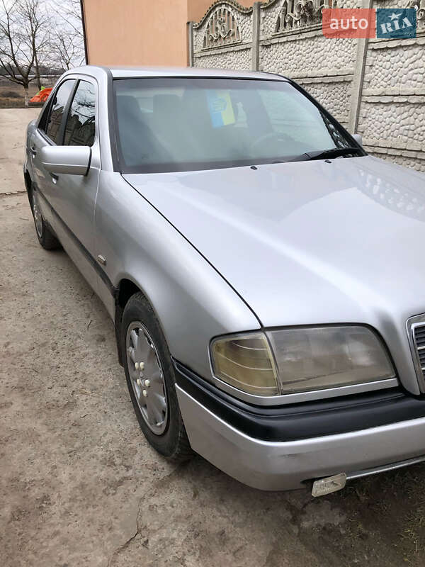 Седан Mercedes-Benz C-Class 1997 в Рівному