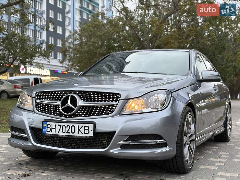 Седан Mercedes-Benz C-Class 2014 в Одессе фото 77 Седан Mercedes-Benz C-Class 2014 в Одессе