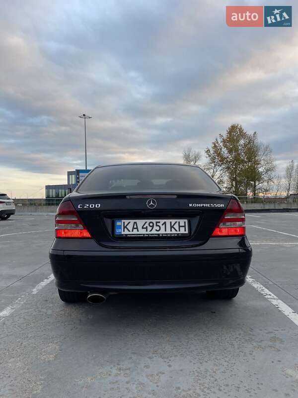 Седан Mercedes-Benz C-Class 2006 в Києві фото 3 Седан Mercedes-Benz C-Class 2006 в Києві