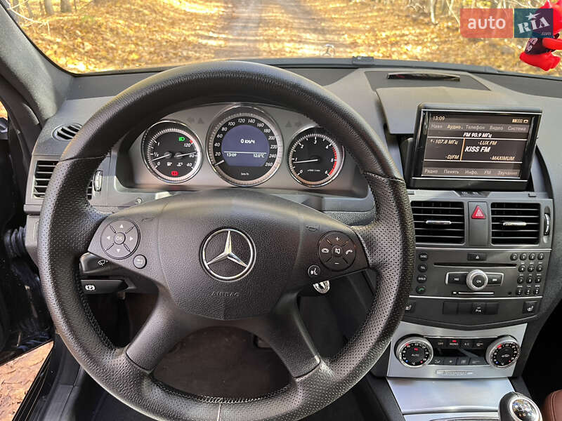 Седан Mercedes-Benz C-Class 2010 в Вінниці фото 5 Седан Mercedes-Benz C-Class 2010 в Вінниці