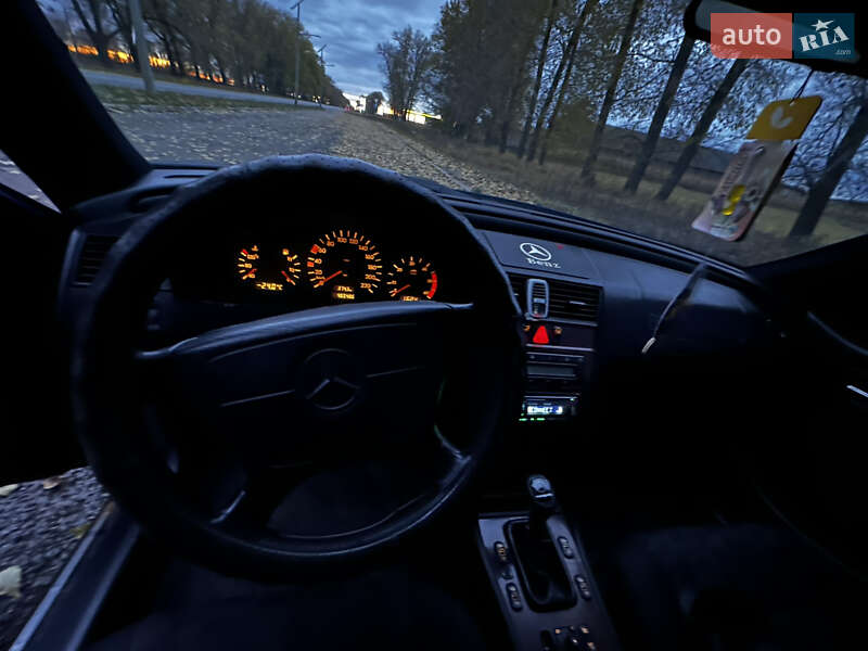 Седан Mercedes-Benz C-Class 1997 в Ромнах фото 21 Седан Mercedes-Benz C-Class 1997 в Ромнах