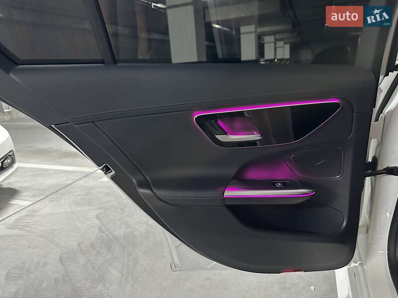 Седан Mercedes-Benz C-Class 2022 в Днепре