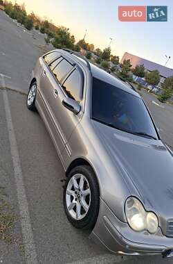 Универсал Mercedes-Benz C-Class 2003 в Одессе