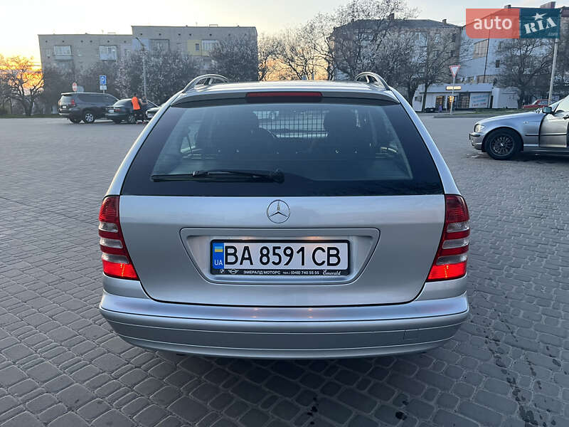 Універсал Mercedes-Benz C-Class 2005 в Кропивницькому фото 5 Універсал Mercedes-Benz C-Class 2005 в Кропивницькому