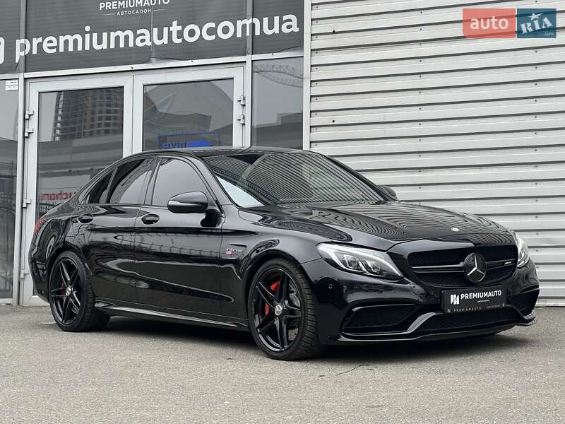 Седан Mercedes-Benz C-Class 2015 в Киеве