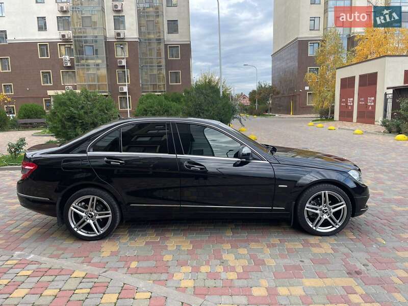 Седан Mercedes-Benz C-Class 2008 в Одессе