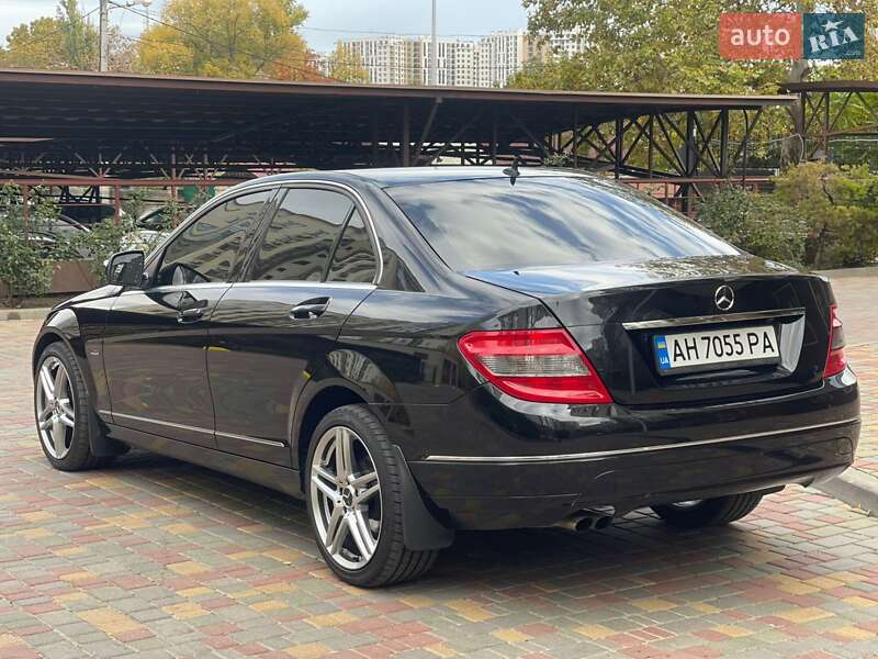 Седан Mercedes-Benz C-Class 2008 в Одессе